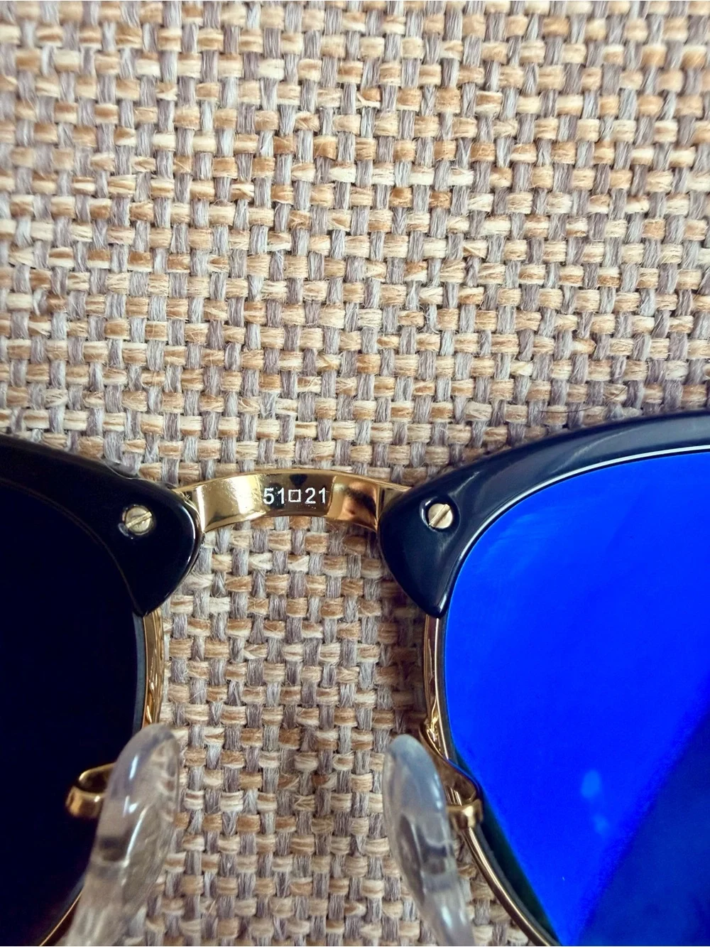 Ray-Ban RB3016 Clubmaster Polarized Black Gold Sunglasses New Unused